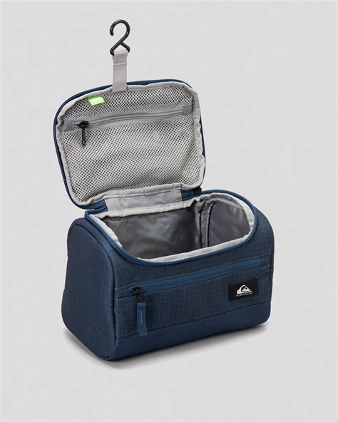 quiksilver toiletry bag